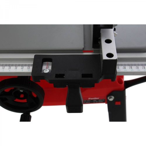 Kreissäge + Tisch, Panzer 1800 W