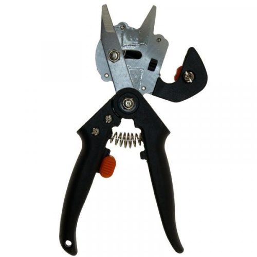 Schere zum einfachen Beschneiden und Veredeln von Pflanzen / Bäumen