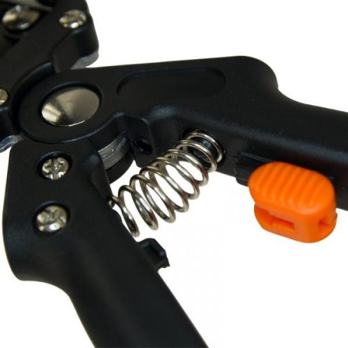 Schere zum einfachen Beschneiden und Veredeln von Pflanzen / Bäumen