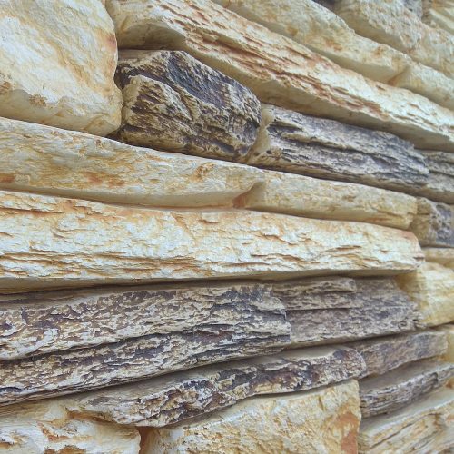 Dekostein, drinnen / draußen, Karpaten 03, gelb, braun (Kiste = 0,5 qm)